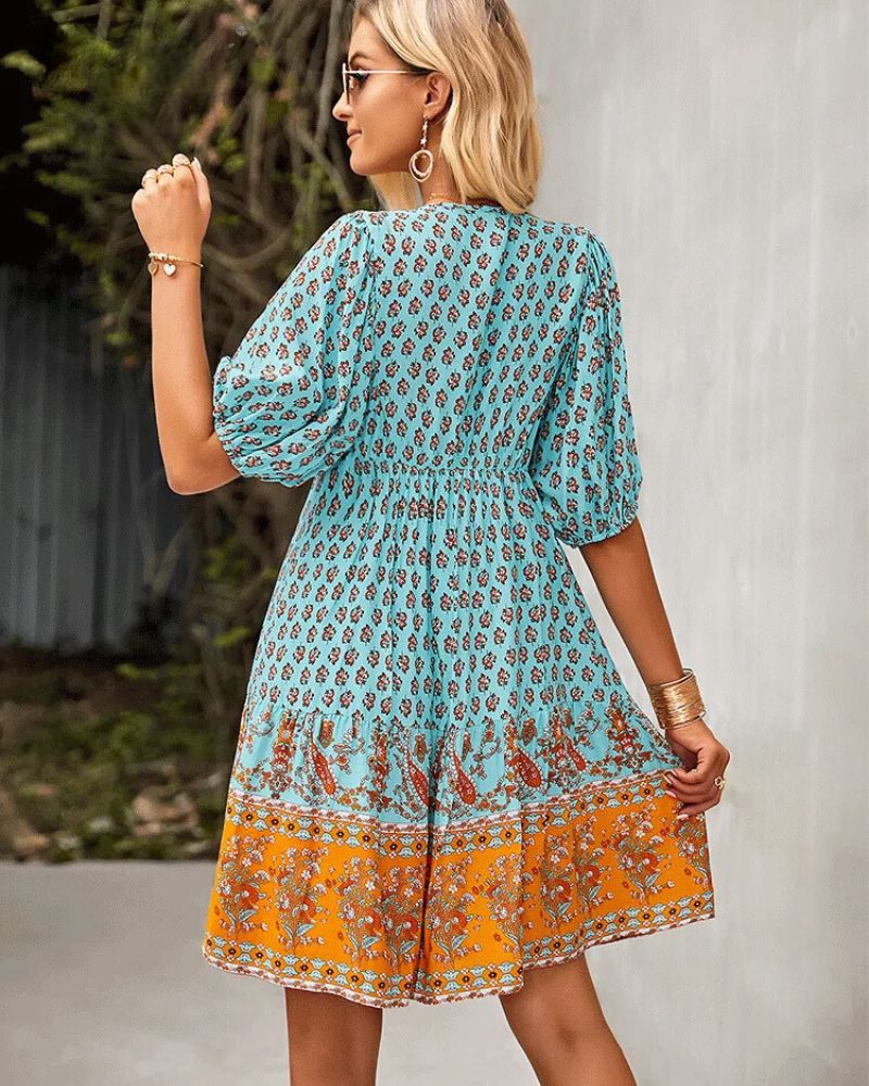 Robe bohème bleue aux motifs luxueux — vue 3