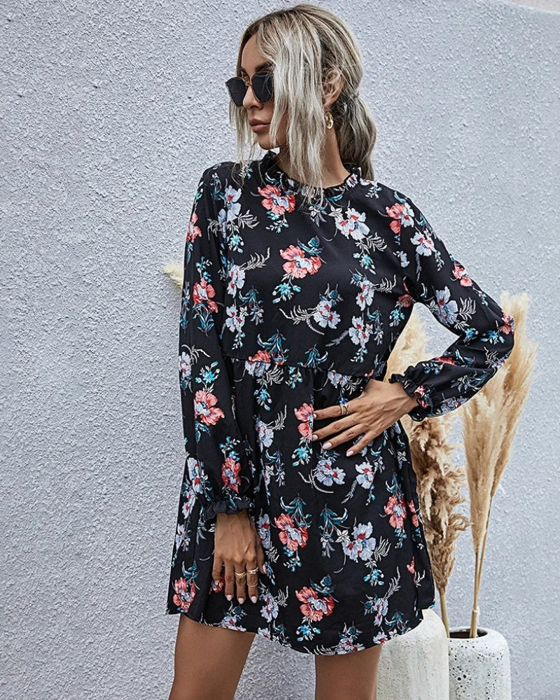Robe courte bohème manches longues dentelle col rond — vue 8