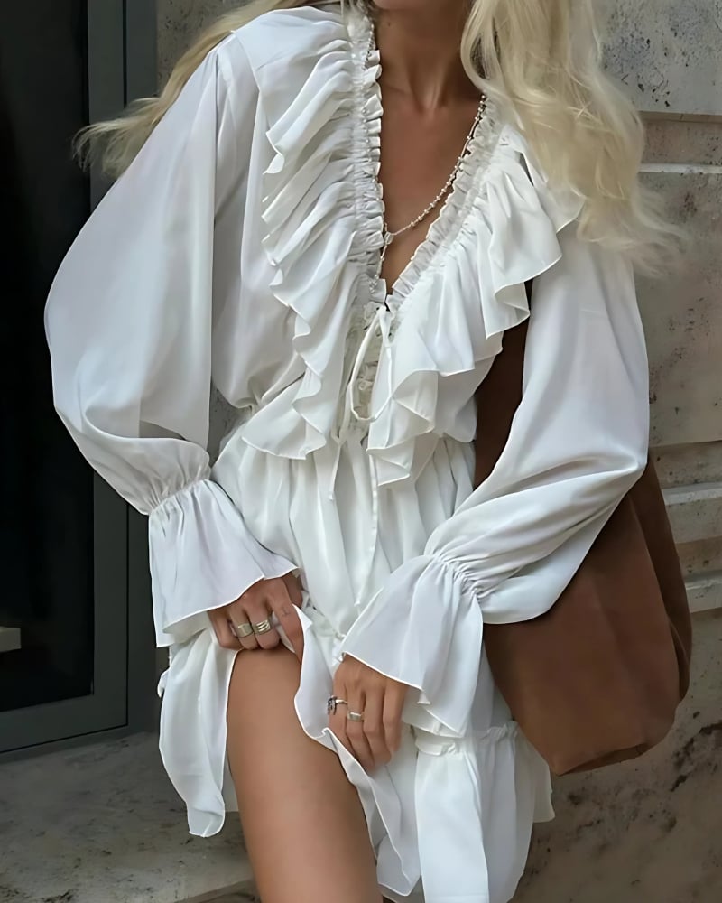 Robe courte à volants et manches longues évasées — vue 2