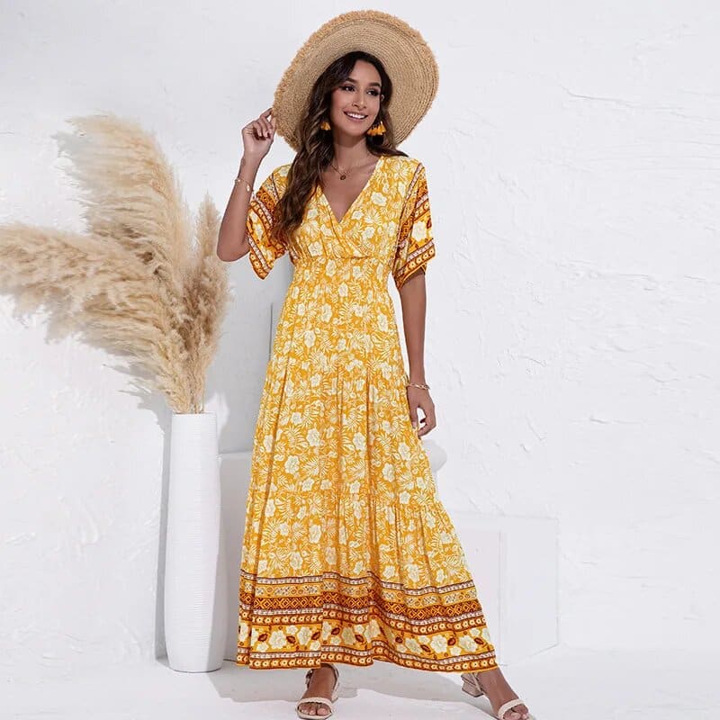 Robe de plage vintage à motif floral — BOHERIS