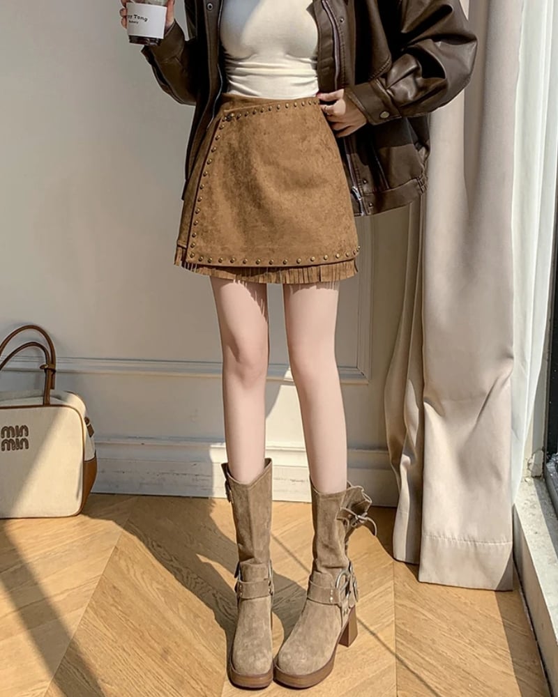 Jupe courte daim asymétrique pompons bohème — vue 11