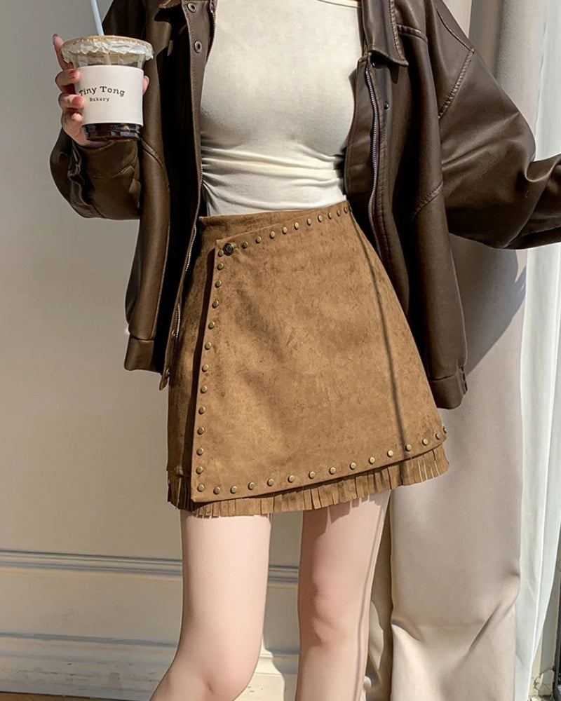 Jupe courte daim asymétrique pompons bohème — vue 10