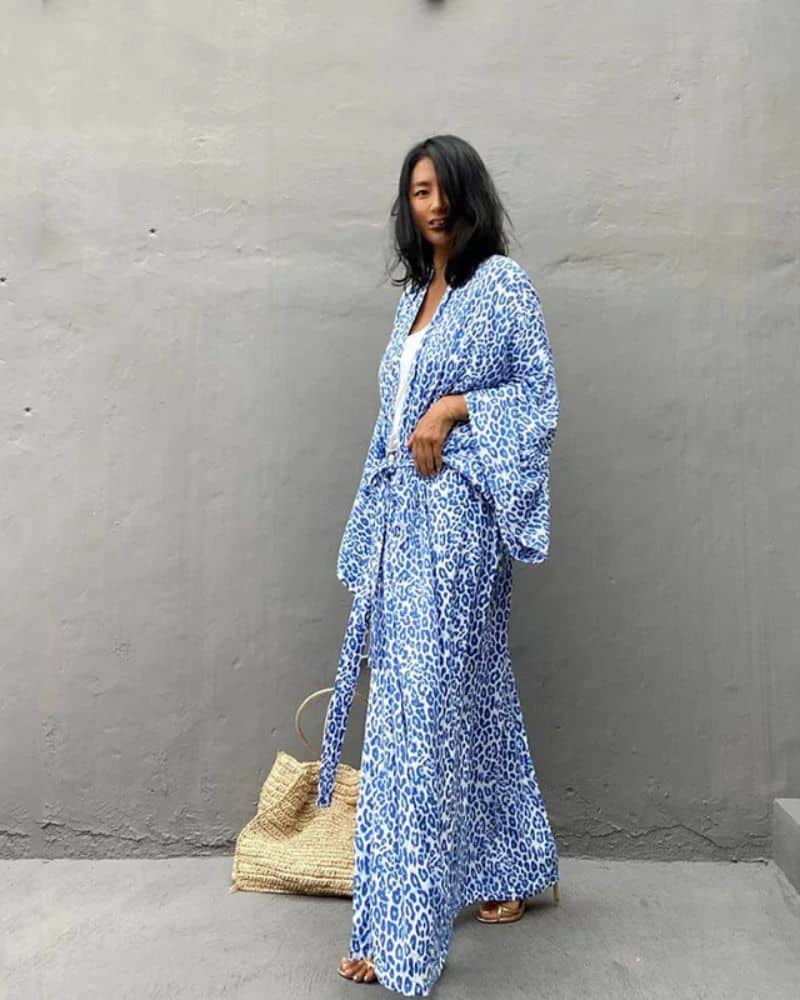 Kimono femme avec motif léopard bleu — vue 2