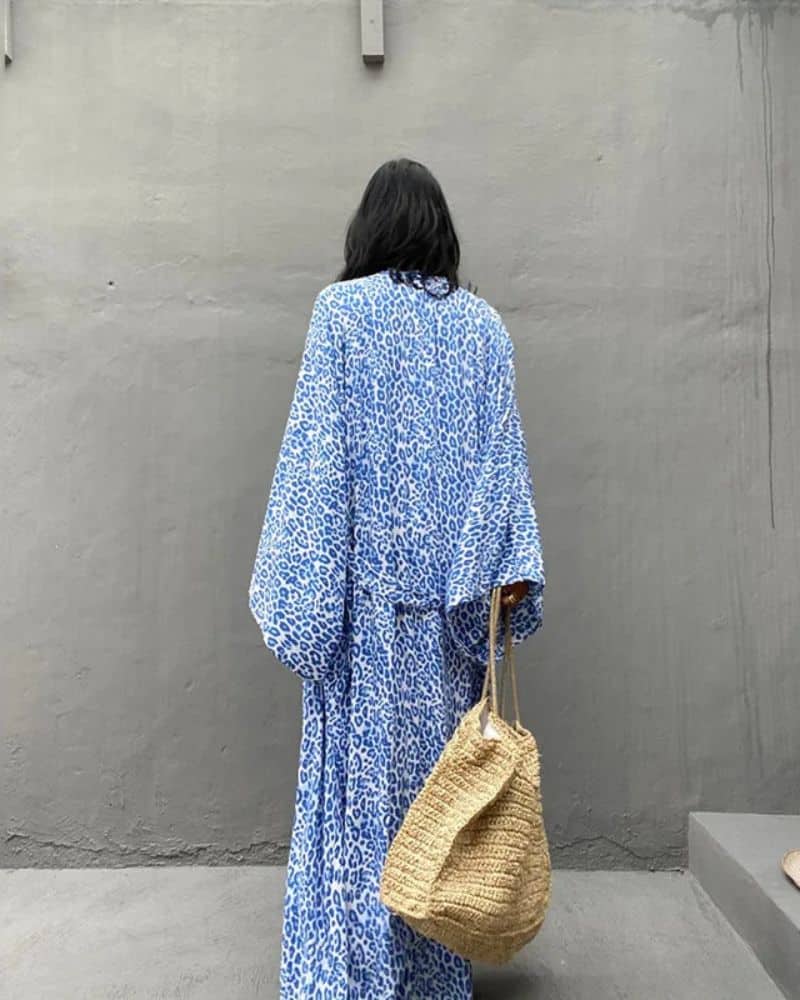 Kimono femme avec motif léopard bleu — vue 3