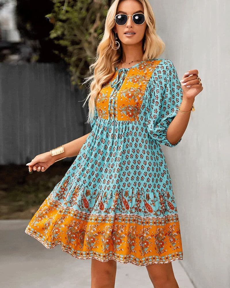 Robe bohème bleue aux motifs luxueux — vue 2