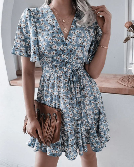 Robe champêtre courte avec imprimé estival et col en v — BOHERIS