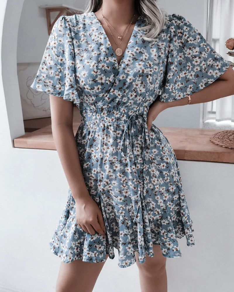 Robe champêtre courte avec imprimé estival et col en v — vue 3