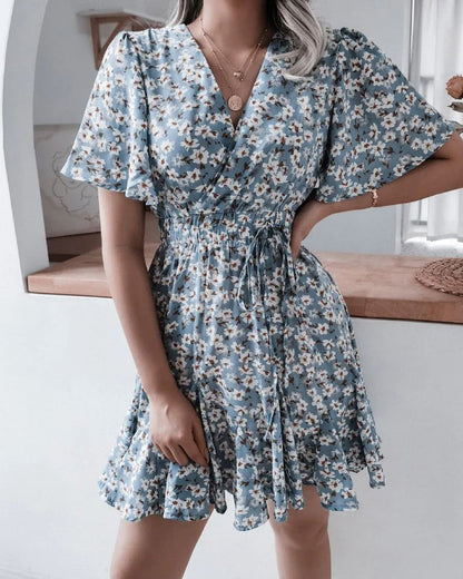 Robe champêtre courte avec imprimé estival et col en v — vue 3