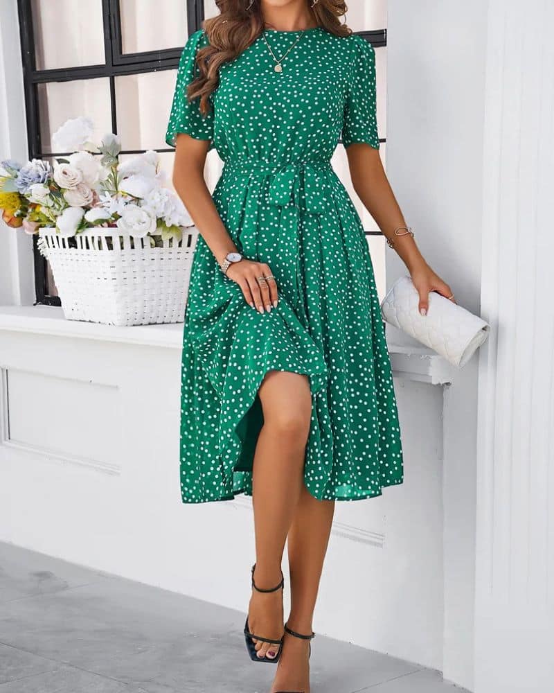 Robe champêtre verte à pois et ceinturée — BOHERIS