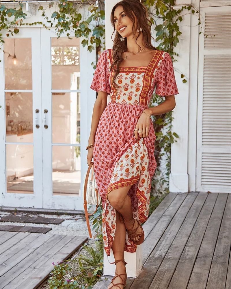 Robe champêtre et vintage avec col carré — vue 3