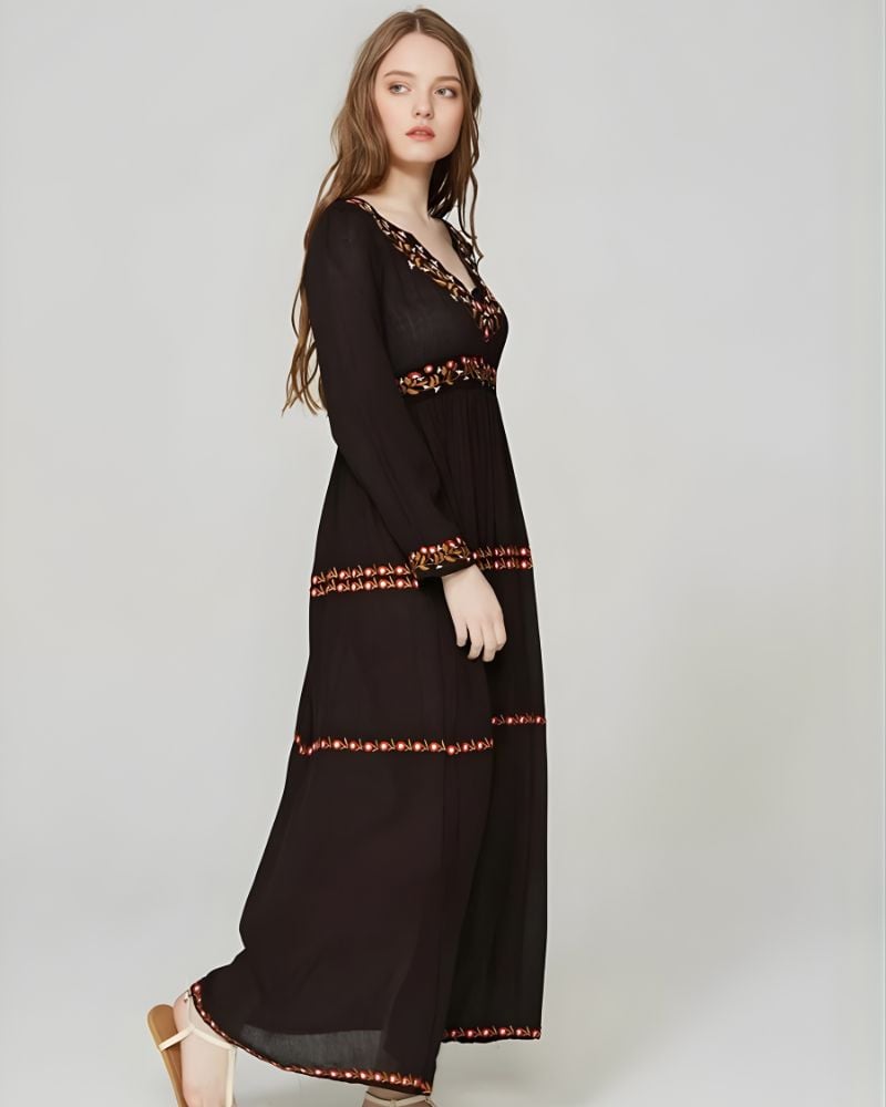 Robe longue bohème noire brodée — vue 3