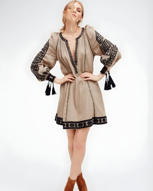 Robe manches lanterne broderie glands style bohème — BOHERIS