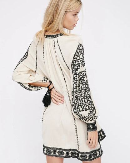 Robe manches lanterne broderie glands style bohème — vue 7